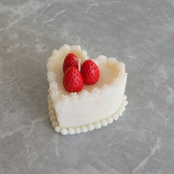 Heart Cake Candle