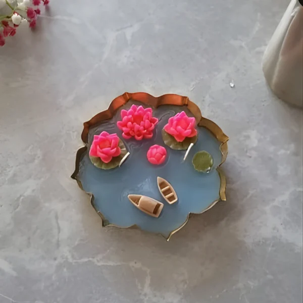 Lotus Pond Urli Candle (5.5 inch)